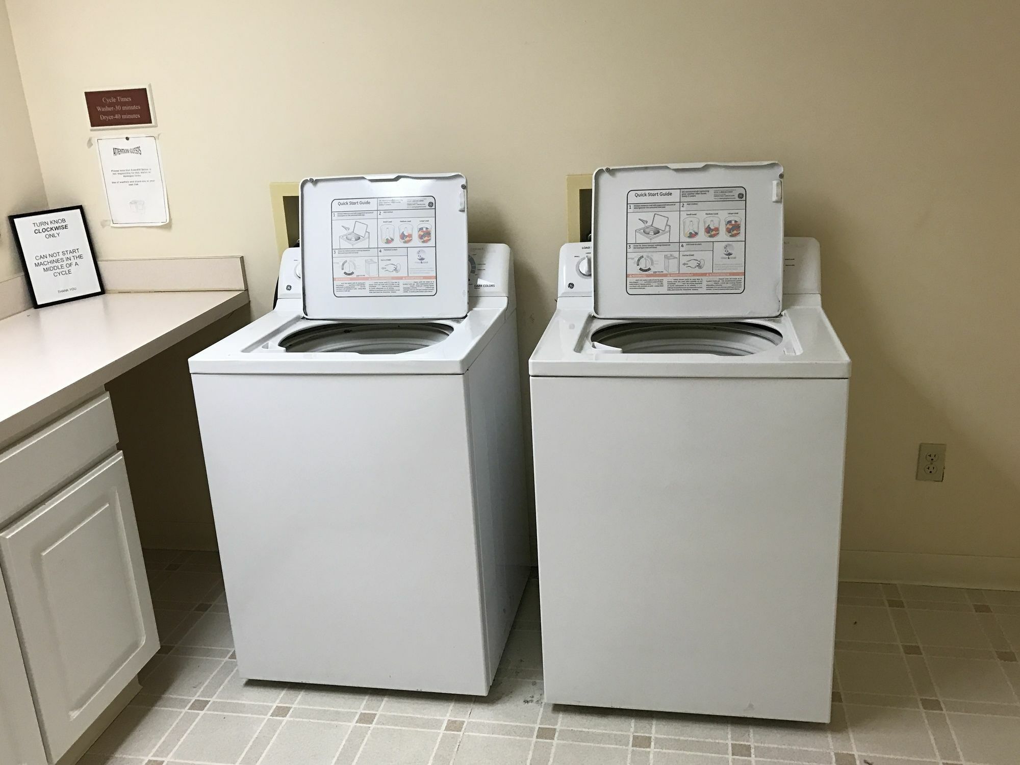 Cresthill Suites Suny University 奥尔巴尼 外观 照片